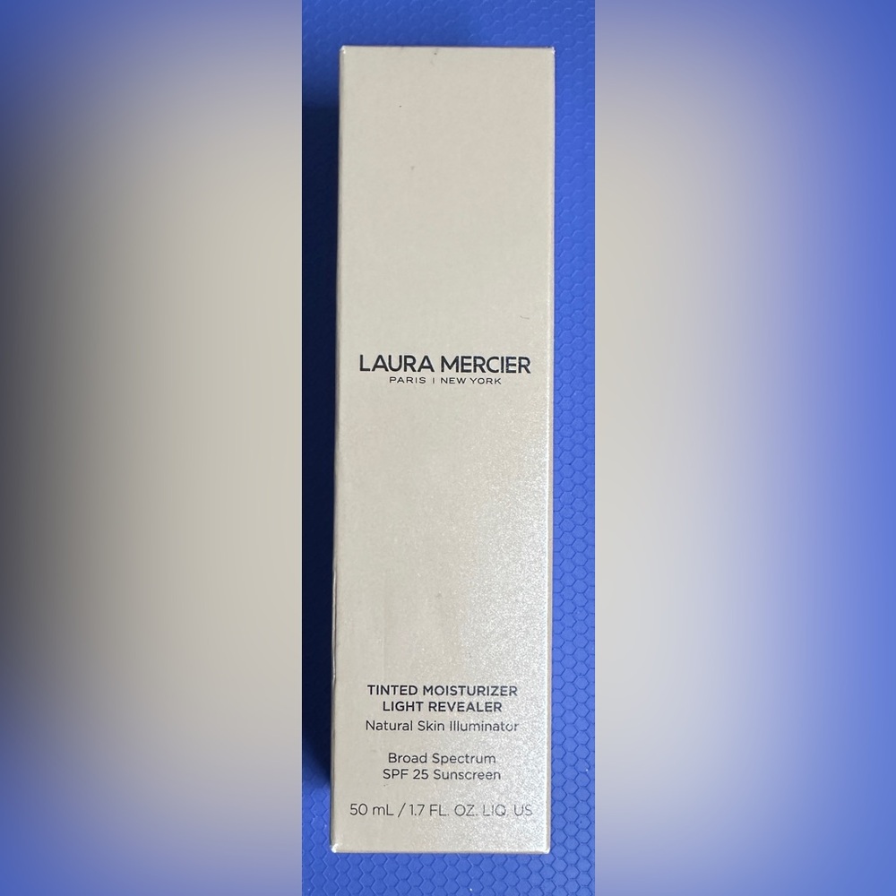 Laura Mercier Tinted Moisturizer Light Revealer SPF 25 – 2N1 Nude (50ml / 1.7oz)